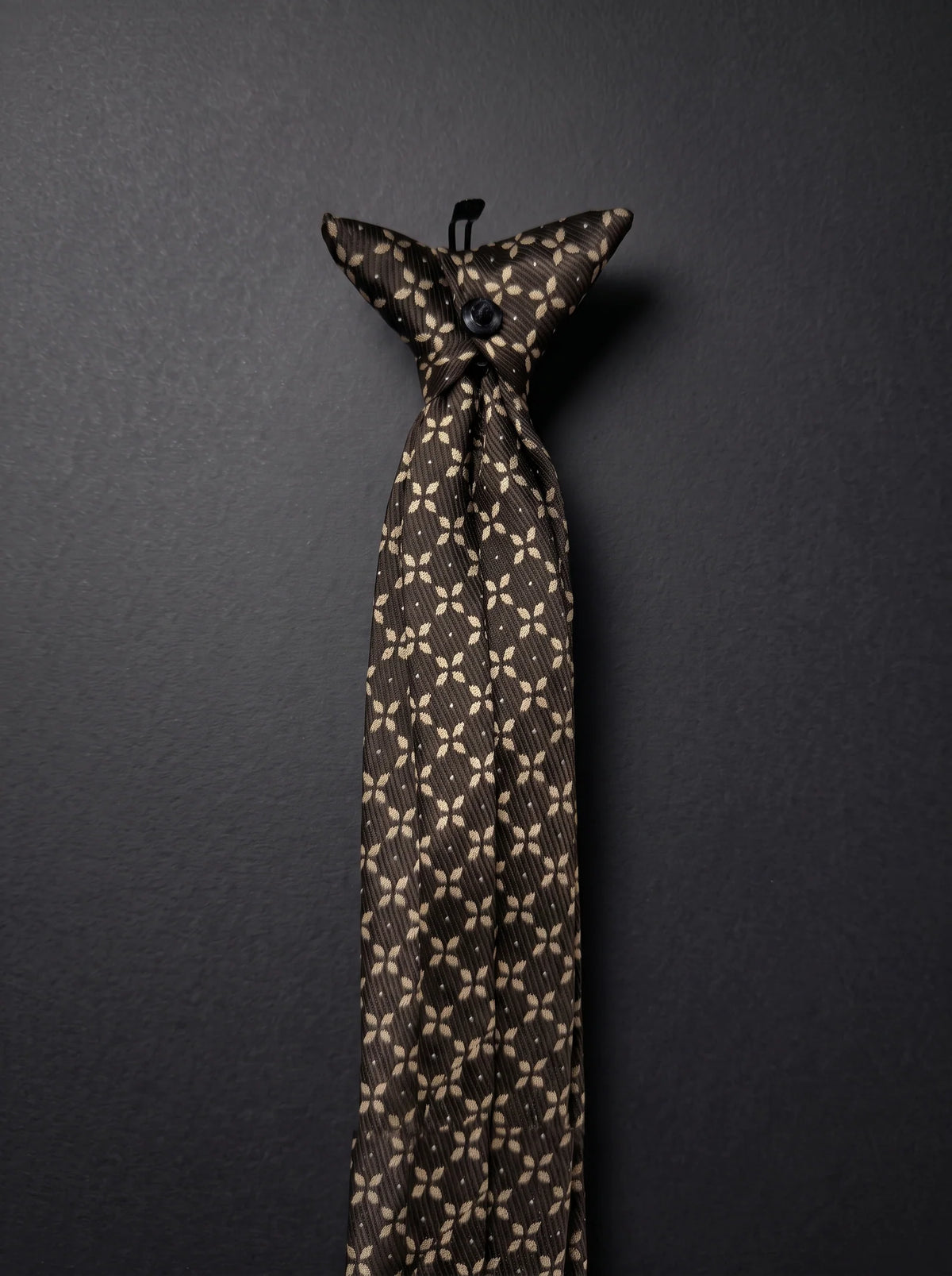 The Heritage Floral — Brown Clip-On Tie