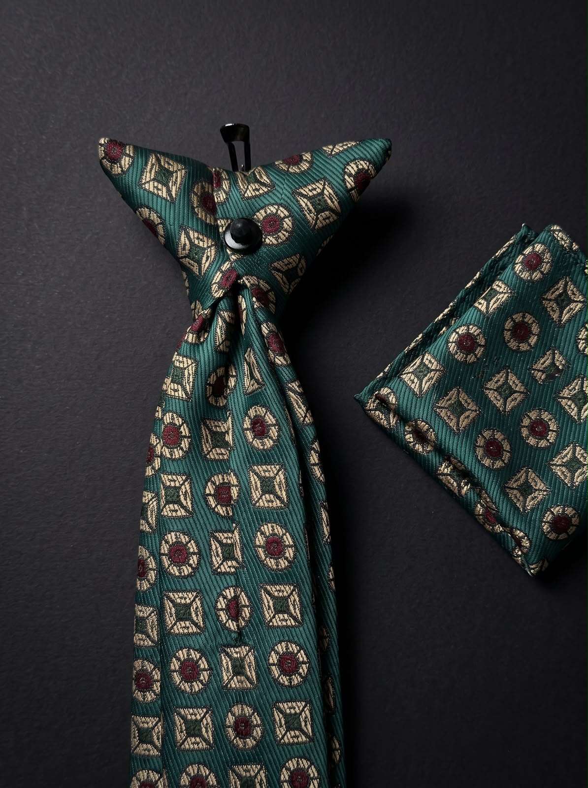 The Heritage Medallion — Green Set