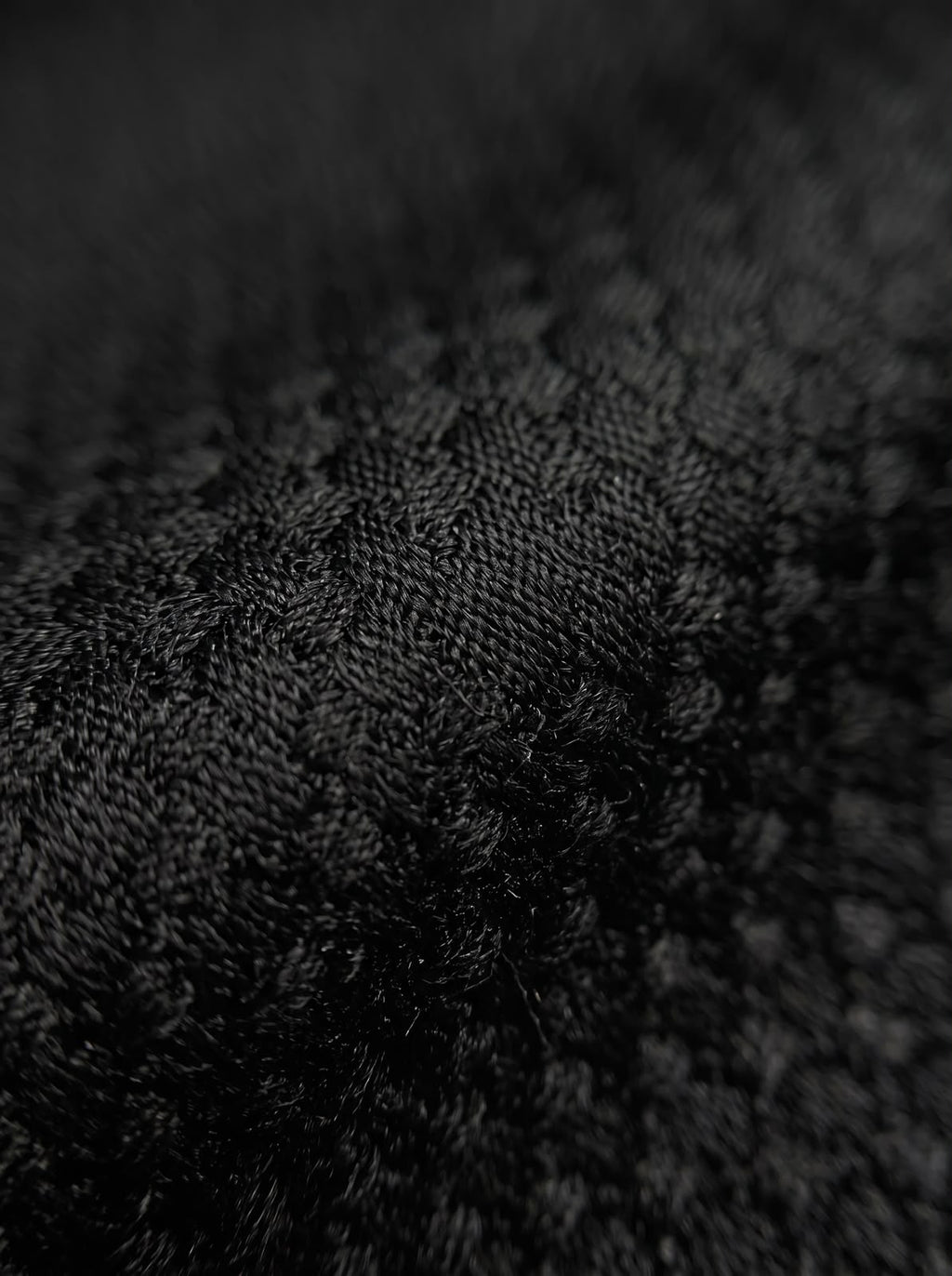The Black Classic
Clip-On Tie