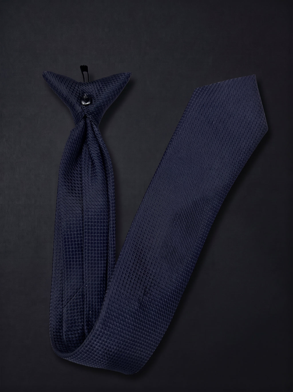 The Midnight Navy
Clip-On Tie