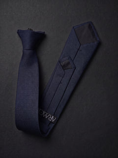 The Navy Classic
Clip-On Tie