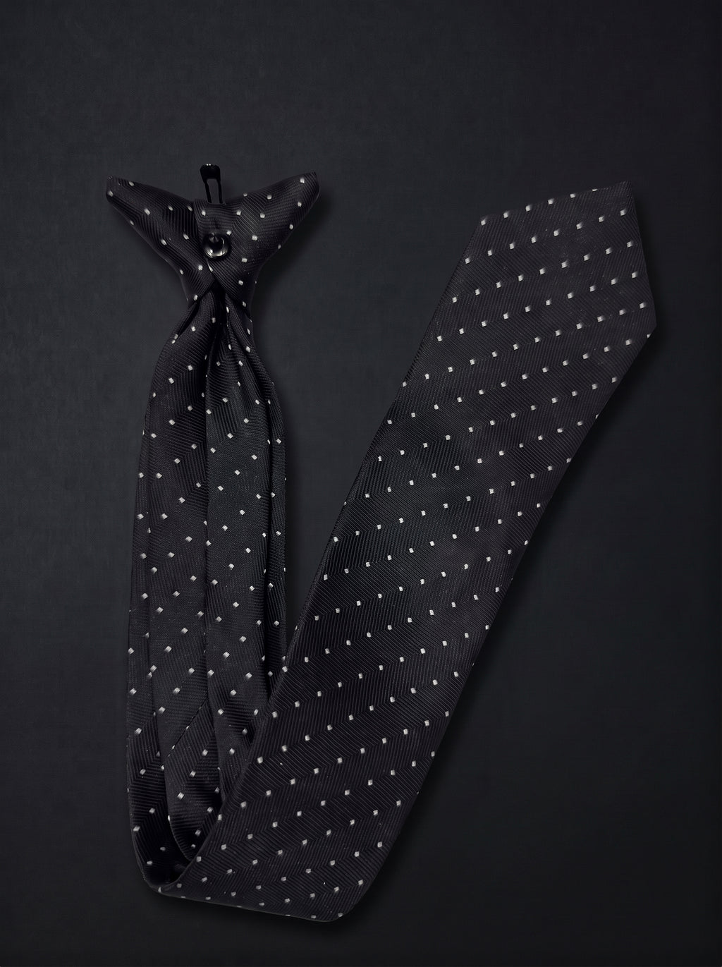 The Micro Dot — Black
Clip-On Tie