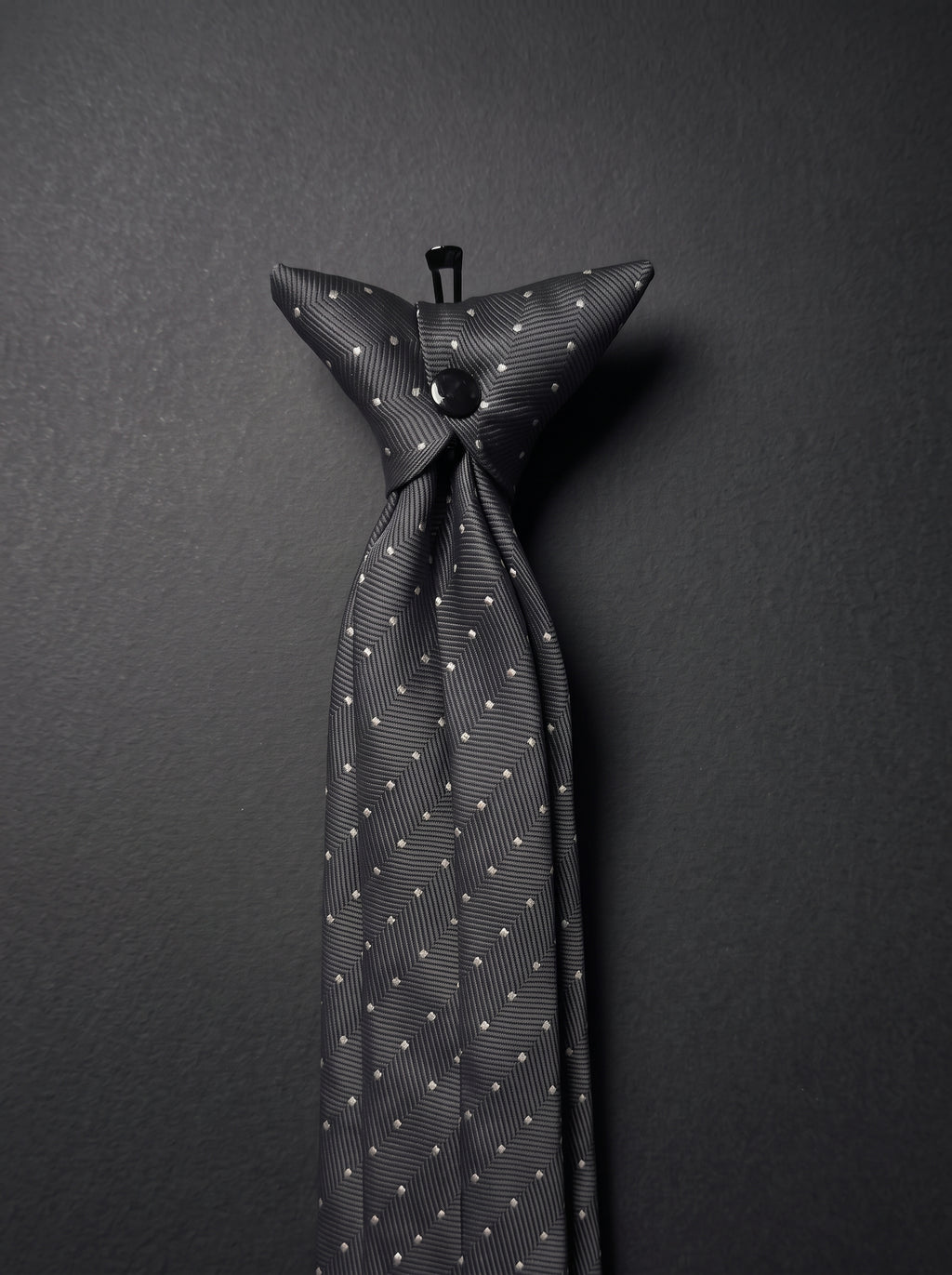 The Micro Dot — Grey
Clip-On Tie